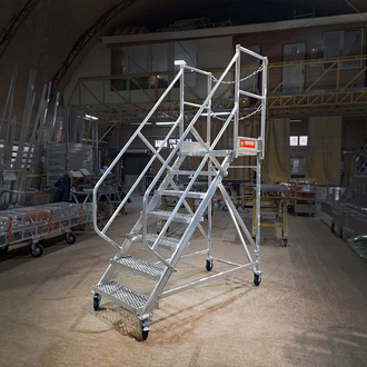 Лестница с платформой, передвижная СПА 1,0