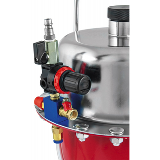 PBB2K Приспособление с пневматическим приводом для замены тормозной жидкости в наборе с аксессуарами